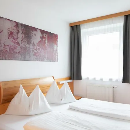 Sunshine Schilchegger Апартаменты *